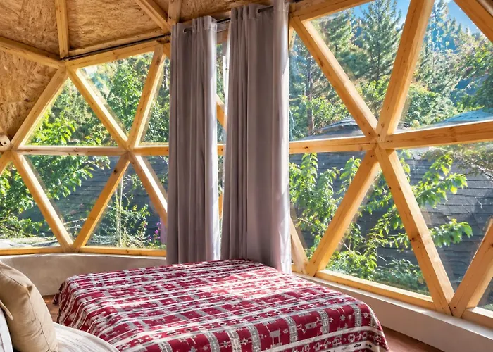 Lodge Anita